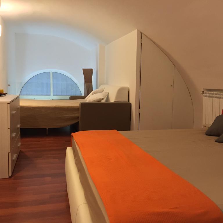 Suite Duomo Neapel Exteriör bild